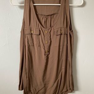 Cute business blouse, perfect for fall